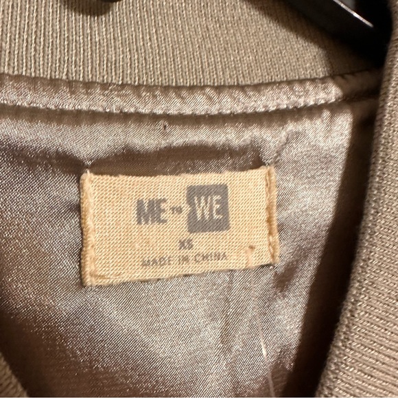 Pacsun Me to We Silver Jacket - Picture 4 of 9
